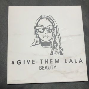 BRAND NEW 💥 # GIVE THEM LALA BY BEAUTY GROWN WOMAN PALLET